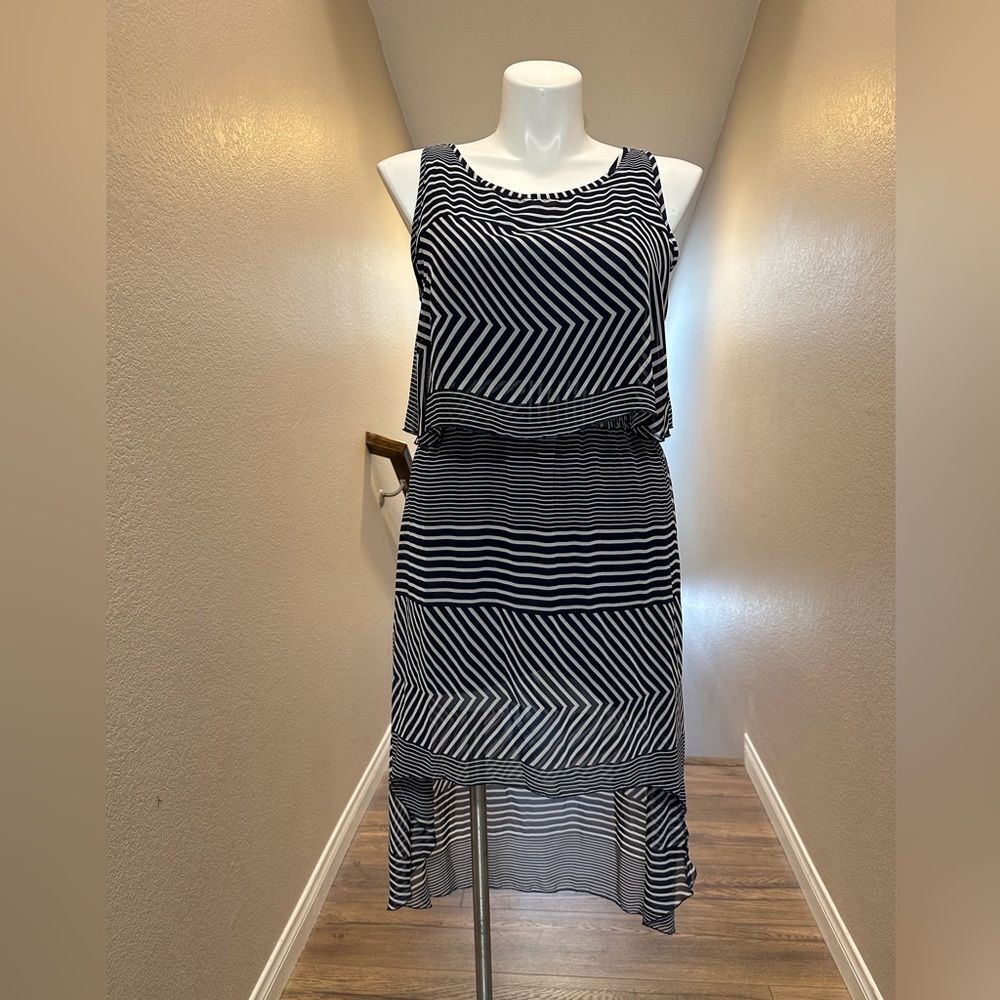 Robert Lewis L Woman’s Dress Hi Lo Navy Blue White Stripe Lining Polyester